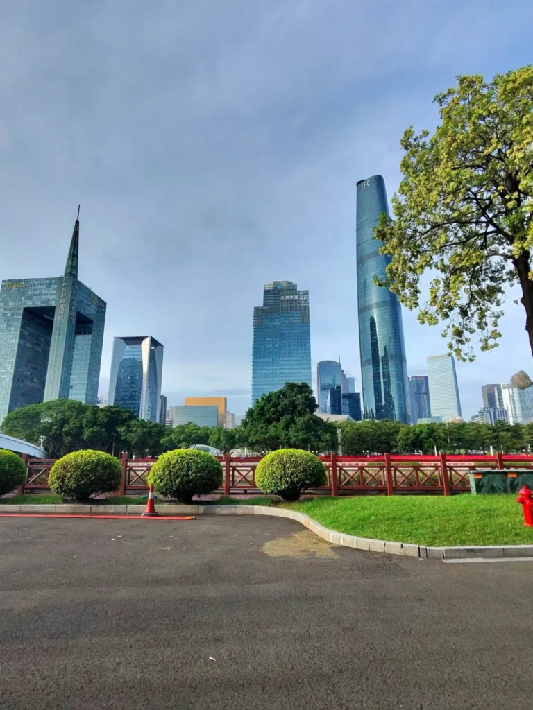 Rascacielos del centro financiero de Guangzhou, una de las ciudades modernas que ver al viajar a China